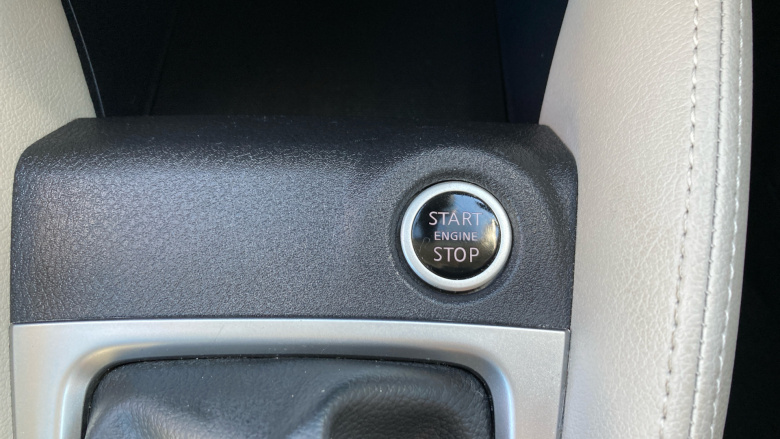 Nissan Micra 1.0 IG-T 92 Tekna 5dr Petrol Hatchback